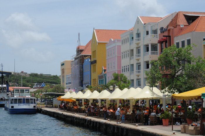 3 Reasons you Chose Curaçao